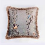 Декоративна луксузна перница - EY103