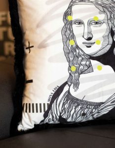 Декоративна луксузна перница - EY290 - Image 3