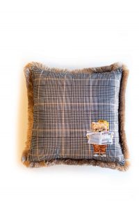 Декоративна луксузна перница - EY261 - Image 4