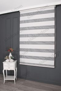 Бело Широко Со Плисе Зебра Завеса