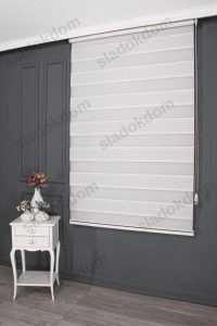 Бело Широко Со Плисе Зебра Завеса - Image 2