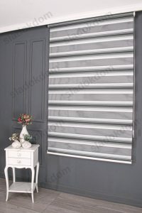 Црна Широко Со Плисе Зебра Завеса