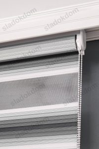 Црна Широко Со Плисе Зебра Завеса - Image 3