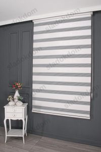 Бело Со Шеми и Плисе Зебра Завеса