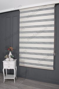 Крем Со Широки Линии Зебра Завеса