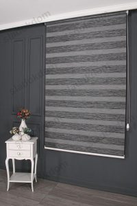 Антрацит Сив Со Широки Линии Зебра Завеса - Image 2