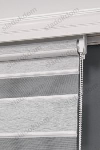Сиво Затемнувачко (BlackOut) Со Плисе Зебра Завеса - Image 3