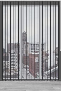 Црна Вертикална Роло Завеса