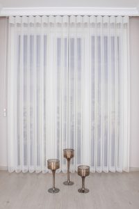 Млечна Бела  Вертикална Зебра Завеса