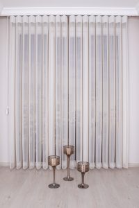 Беж  Вертикална Зебра Завеса