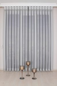 Светло Сиво Вертикална Зебра Завеса