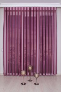 Темно Розева Вертикална Зебра Завеса