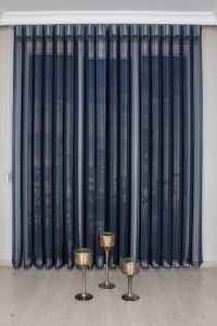 Темно Сина Вертикална Зебра Завеса
