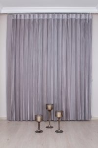 Сива Луксузна Вертикална Зебра Завеса - Image 2