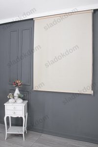 Сребреникава Беж Мат Роло Завеса - Image 2