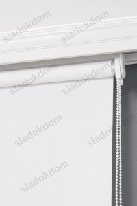 Сребреникава Бела Мат Роло Завеса - Image 3