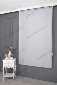 Сребреникава Сива Мат Роло Завеса