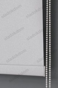 Сребреникава Сива Мат Роло Завеса - Image 4